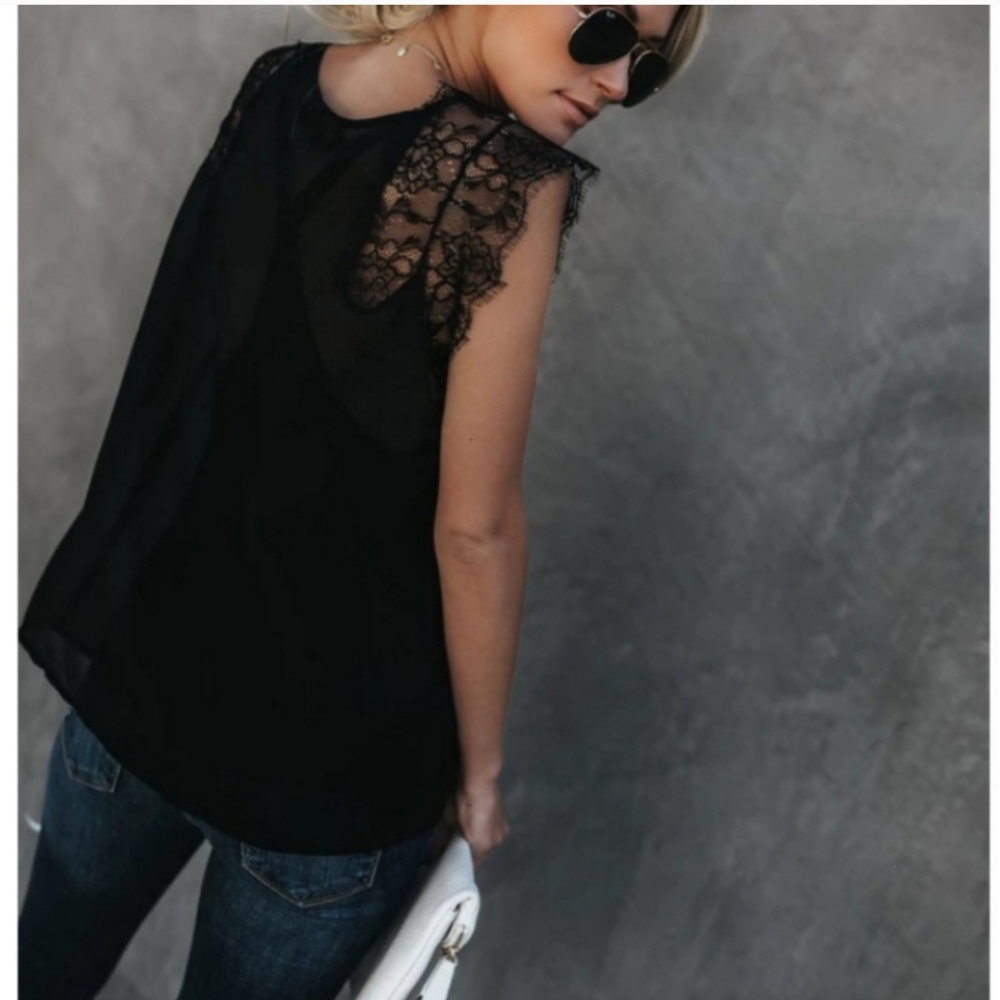Black Lace Tank Top With Removable Racerback Camisole - Picture 5 of 16